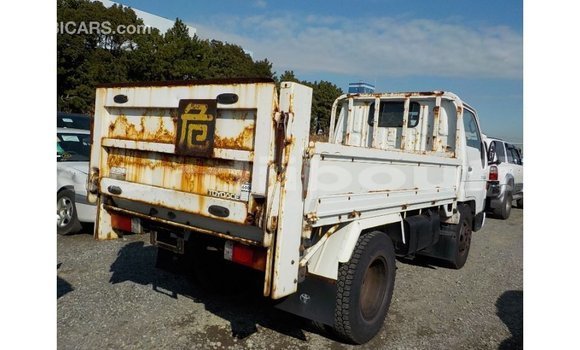 Buy Import Toyota Dyna White Car in Import - Dubai in Ali Sabieh Region Buy Import Toyota Dyna White Car in Import - Dubai in Ali Sabieh Region