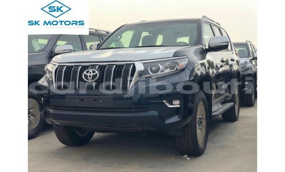 Acheter Import Voiture Toyota Prado Bleu à Import - Dubai, Ali Sabieh Region