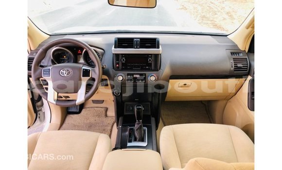 Buy Import Toyota Prado White Car in Import - Dubai in Ali Sabieh Region Buy Import Toyota Prado White Car in Import - Dubai in Ali Sabieh Region