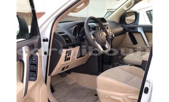 Buy Import Toyota Prado White Car in Import - Dubai in Ali Sabieh Region Buy Import Toyota Prado White Car in Import - Dubai in Ali Sabieh Region