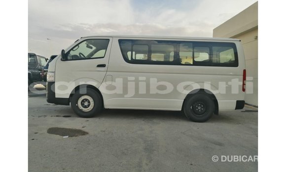 Buy Import Toyota Hiace White Car in Import - Dubai in Ali Sabieh Region Buy Import Toyota Hiace White Car in Import - Dubai in Ali Sabieh Region