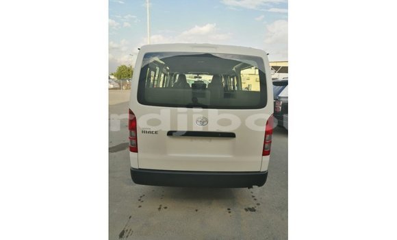 Buy Import Toyota Hiace White Car in Import - Dubai in Ali Sabieh Region Buy Import Toyota Hiace White Car in Import - Dubai in Ali Sabieh Region