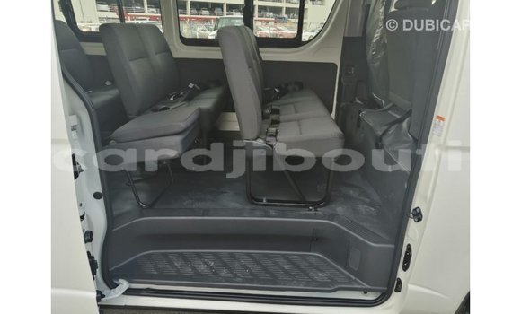Buy Import Toyota Hiace White Car in Import - Dubai in Ali Sabieh Region Buy Import Toyota Hiace White Car in Import - Dubai in Ali Sabieh Region