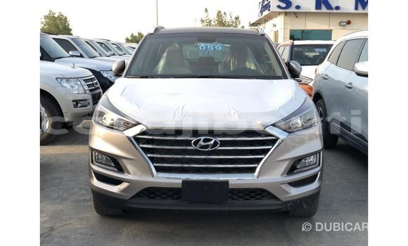 Buy Import Hyundai Tucson Other Car in Import - Dubai in Ali Sabieh Region Buy Import Hyundai Tucson Other Car in Import - Dubai in Ali Sabieh Region