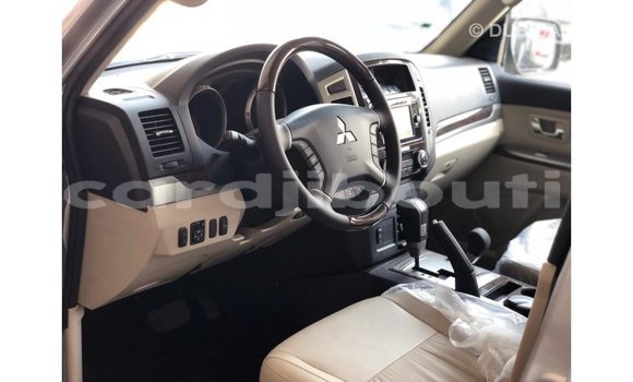 Buy Import Mitsubishi Pajero Other Car in Import - Dubai in Ali Sabieh Region Buy Import Mitsubishi Pajero Other Car in Import - Dubai in Ali Sabieh Region