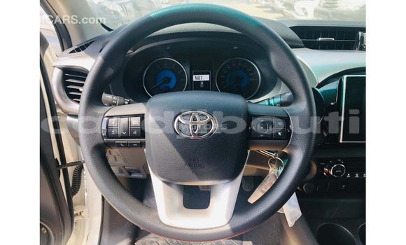 Buy Import Toyota Hilux White Car in Import - Dubai in Ali Sabieh Region Buy Import Toyota Hilux White Car in Import - Dubai in Ali Sabieh Region
