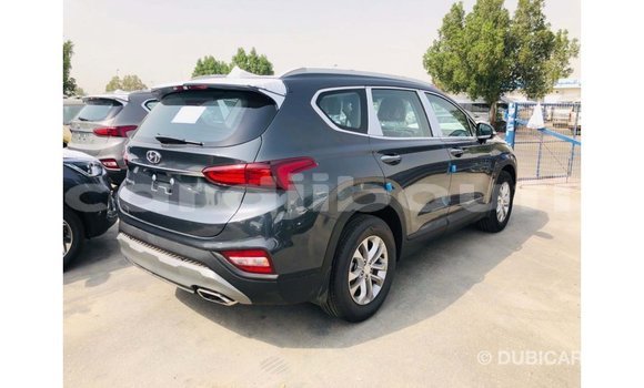 Acheter Import Voiture Hyundai Santa Fe Vert à Import - Dubai, Ali Sabieh Region Acheter Import Voiture Hyundai Santa Fe Vert à Import - Dubai, Ali Sabieh Region