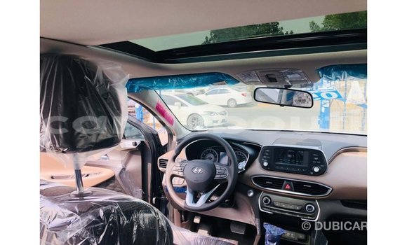 Acheter Import Voiture Hyundai Santa Fe Vert à Import - Dubai, Ali Sabieh Region Acheter Import Voiture Hyundai Santa Fe Vert à Import - Dubai, Ali Sabieh Region
