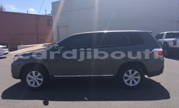Acheter Import Voiture Toyota Highlander Autre à Djibouti, Djibouti Region Acheter Import Voiture Toyota Highlander Autre à Djibouti, Djibouti Region