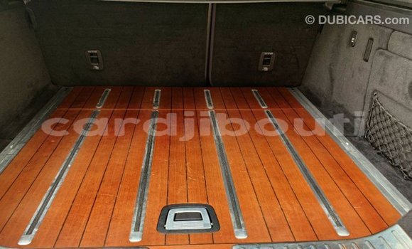 Acheter Import Voiture Mercedes-Benz 190 Blanc à Import - Dubai, Ali Sabieh Region Acheter Import Voiture Mercedes-Benz 190 Blanc à Import - Dubai, Ali Sabieh Region