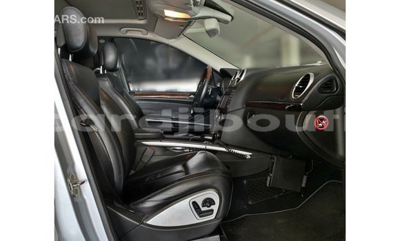 Acheter Import Voiture Mercedes-Benz 190 Autre à Import - Dubai, Ali Sabieh Region Acheter Import Voiture Mercedes-Benz 190 Autre à Import - Dubai, Ali Sabieh Region