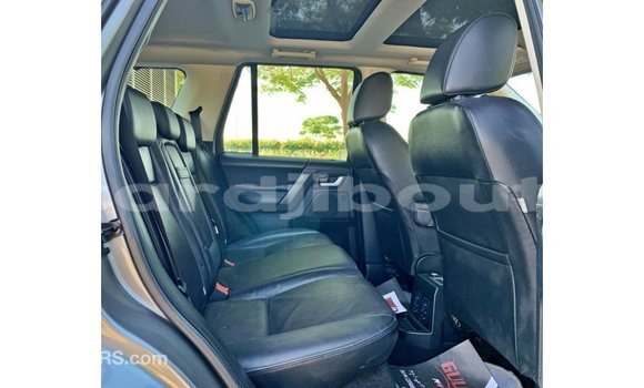 Acheter Import Voiture Land Rover Defender Autre à Import - Dubai, Ali Sabieh Region Acheter Import Voiture Land Rover Defender Autre à Import - Dubai, Ali Sabieh Region