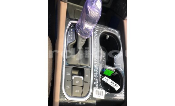 Buy Import Hyundai Santa Fe Red Car in Import - Dubai in Ali Sabieh Region Buy Import Hyundai Santa Fe Red Car in Import - Dubai in Ali Sabieh Region