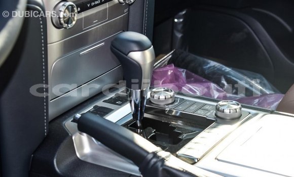 Buy Import Toyota Land Cruiser White Car in Import - Dubai in Ali Sabieh Region Buy Import Toyota Land Cruiser White Car in Import - Dubai in Ali Sabieh Region