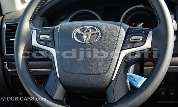 Buy Import Toyota Land Cruiser White Car in Import - Dubai in Ali Sabieh Region Buy Import Toyota Land Cruiser White Car in Import - Dubai in Ali Sabieh Region