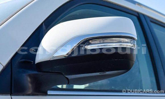 Buy Import Toyota Land Cruiser White Car in Import - Dubai in Ali Sabieh Region Buy Import Toyota Land Cruiser White Car in Import - Dubai in Ali Sabieh Region