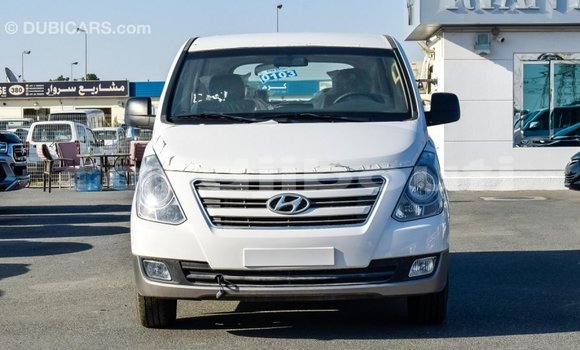 Buy Import Hyundai Accent White Car in Import - Dubai in Ali Sabieh Region Buy Import Hyundai Accent White Car in Import - Dubai in Ali Sabieh Region