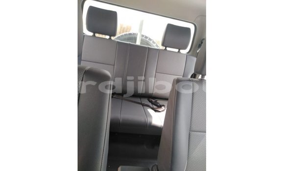 Buy Import Toyota Land Cruiser White Car in Import - Dubai in Ali Sabieh Region Buy Import Toyota Land Cruiser White Car in Import - Dubai in Ali Sabieh Region