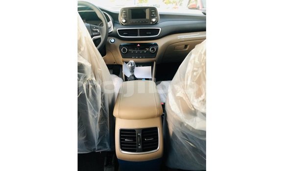 Buy Import Hyundai Tucson Other Car in Import - Dubai in Ali Sabieh Region Buy Import Hyundai Tucson Other Car in Import - Dubai in Ali Sabieh Region
