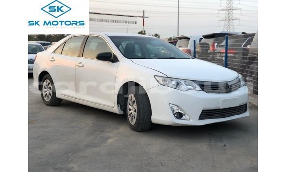 Acheter Import Voiture Toyota Camry Blanc à Import - Dubai, Ali Sabieh Region Acheter Import Voiture Toyota Camry Blanc à Import - Dubai, Ali Sabieh Region