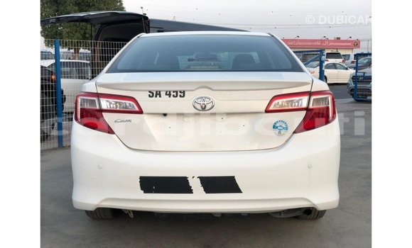 Buy Import Toyota Camry White Car in Import - Dubai in Ali Sabieh Region Buy Import Toyota Camry White Car in Import - Dubai in Ali Sabieh Region