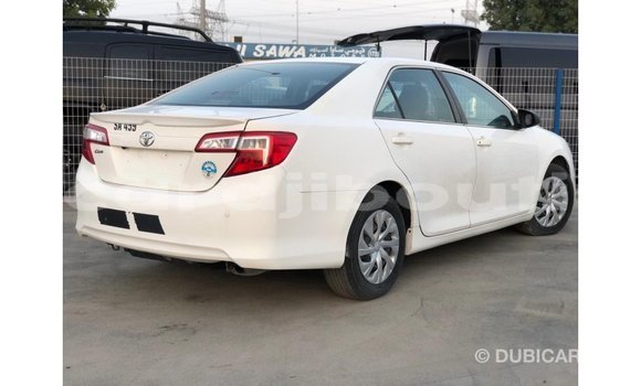 Buy Import Toyota Camry White Car in Import - Dubai in Ali Sabieh Region Buy Import Toyota Camry White Car in Import - Dubai in Ali Sabieh Region