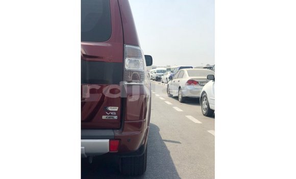 Buy Import Mitsubishi Pajero Red Car in Import - Dubai in Ali Sabieh Region Buy Import Mitsubishi Pajero Red Car in Import - Dubai in Ali Sabieh Region