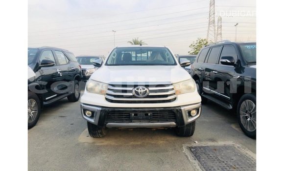 Buy Import Toyota Hilux White Car in Import - Dubai in Ali Sabieh Region Buy Import Toyota Hilux White Car in Import - Dubai in Ali Sabieh Region
