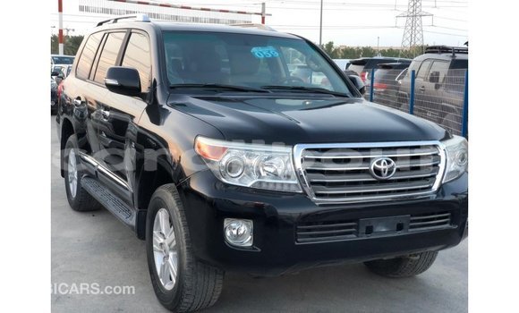 Buy Import Toyota Land Cruiser Black Car in Import - Dubai in Ali Sabieh Region Buy Import Toyota Land Cruiser Black Car in Import - Dubai in Ali Sabieh Region