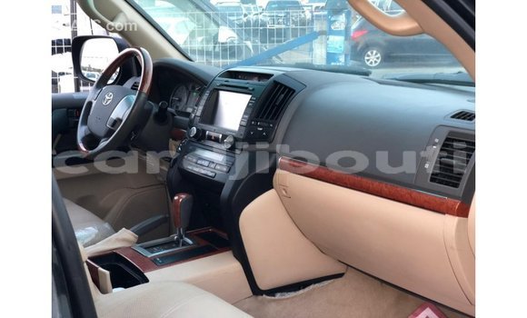Buy Import Toyota Land Cruiser Black Car in Import - Dubai in Ali Sabieh Region Buy Import Toyota Land Cruiser Black Car in Import - Dubai in Ali Sabieh Region