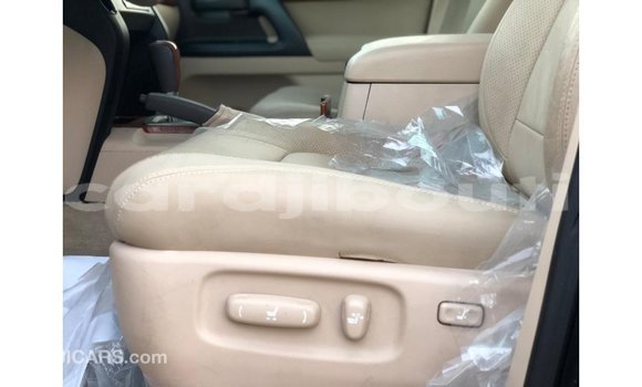 Buy Import Toyota Land Cruiser Black Car in Import - Dubai in Ali Sabieh Region Buy Import Toyota Land Cruiser Black Car in Import - Dubai in Ali Sabieh Region