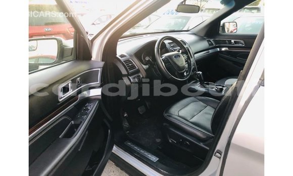 Buy Import Ford Explorer Other Car in Import - Dubai in Ali Sabieh Region Buy Import Ford Explorer Other Car in Import - Dubai in Ali Sabieh Region