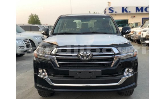 Buy Import Toyota Land Cruiser Black Car in Import - Dubai in Ali Sabieh Region Buy Import Toyota Land Cruiser Black Car in Import - Dubai in Ali Sabieh Region