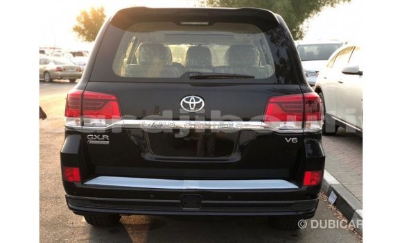 Buy Import Toyota Land Cruiser Black Car in Import - Dubai in Ali Sabieh Region Buy Import Toyota Land Cruiser Black Car in Import - Dubai in Ali Sabieh Region