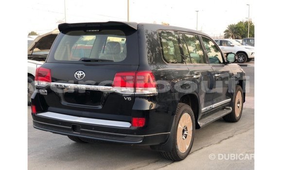 Buy Import Toyota Land Cruiser Black Car in Import - Dubai in Ali Sabieh Region Buy Import Toyota Land Cruiser Black Car in Import - Dubai in Ali Sabieh Region