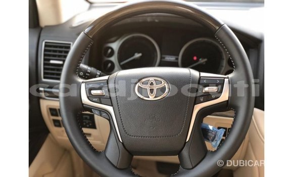 Buy Import Toyota Land Cruiser Black Car in Import - Dubai in Ali Sabieh Region Buy Import Toyota Land Cruiser Black Car in Import - Dubai in Ali Sabieh Region
