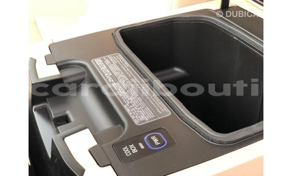 Buy Import Toyota Land Cruiser Black Car in Import - Dubai in Ali Sabieh Region Buy Import Toyota Land Cruiser Black Car in Import - Dubai in Ali Sabieh Region