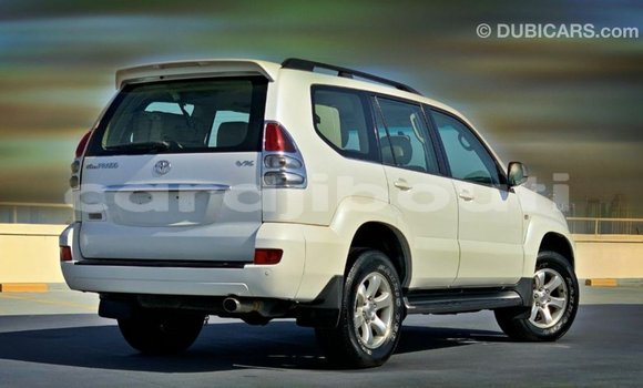 Buy Import Toyota Prado White Car in Import - Dubai in Ali Sabieh Region Buy Import Toyota Prado White Car in Import - Dubai in Ali Sabieh Region