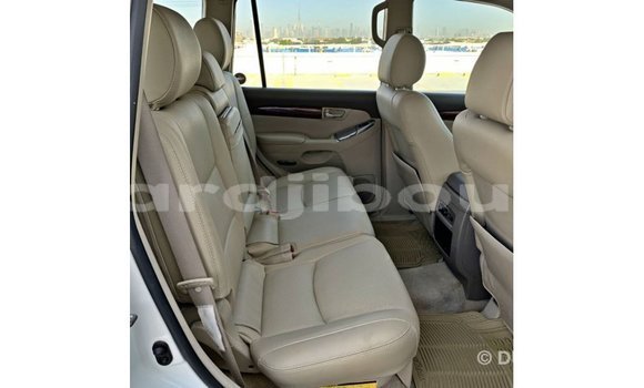 Buy Import Toyota Prado White Car in Import - Dubai in Ali Sabieh Region Buy Import Toyota Prado White Car in Import - Dubai in Ali Sabieh Region
