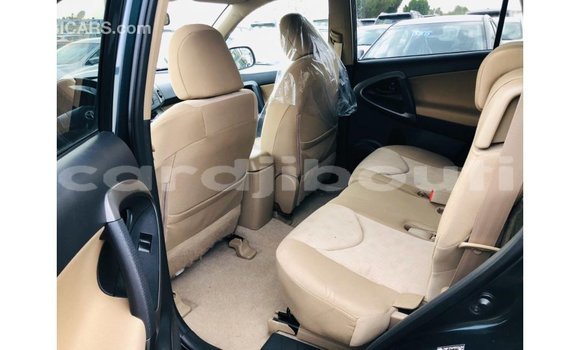 Buy Import Toyota 4Runner Black Car in Import - Dubai in Ali Sabieh Region Buy Import Toyota 4Runner Black Car in Import - Dubai in Ali Sabieh Region