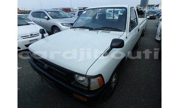 Buy Import Toyota Hilux White Car in Import - Dubai in Ali Sabieh Region Buy Import Toyota Hilux White Car in Import - Dubai in Ali Sabieh Region