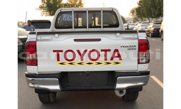 Buy Import Toyota Hilux White Car in Import - Dubai in Ali Sabieh Region Buy Import Toyota Hilux White Car in Import - Dubai in Ali Sabieh Region