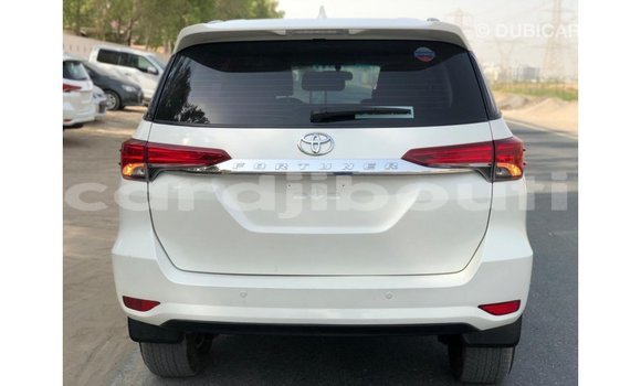 Buy Import Toyota Fortuner White Car in Import - Dubai in Ali Sabieh Region Buy Import Toyota Fortuner White Car in Import - Dubai in Ali Sabieh Region