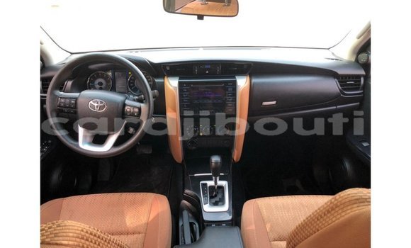 Buy Import Toyota Fortuner White Car in Import - Dubai in Ali Sabieh Region Buy Import Toyota Fortuner White Car in Import - Dubai in Ali Sabieh Region