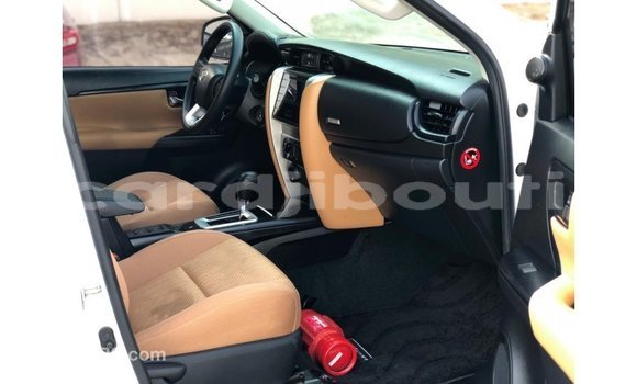 Buy Import Toyota Fortuner White Car in Import - Dubai in Ali Sabieh Region Buy Import Toyota Fortuner White Car in Import - Dubai in Ali Sabieh Region