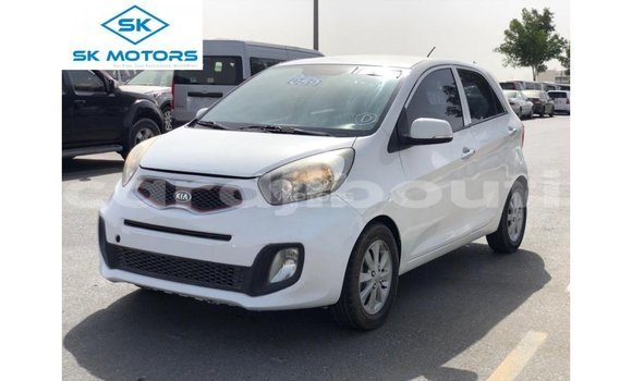Buy Import Kia Picanto White Car in Import - Dubai in Ali Sabieh Region Buy Import Kia Picanto White Car in Import - Dubai in Ali Sabieh Region