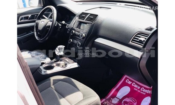 Buy Import Ford Explorer Other Car in Import - Dubai in Ali Sabieh Region Buy Import Ford Explorer Other Car in Import - Dubai in Ali Sabieh Region