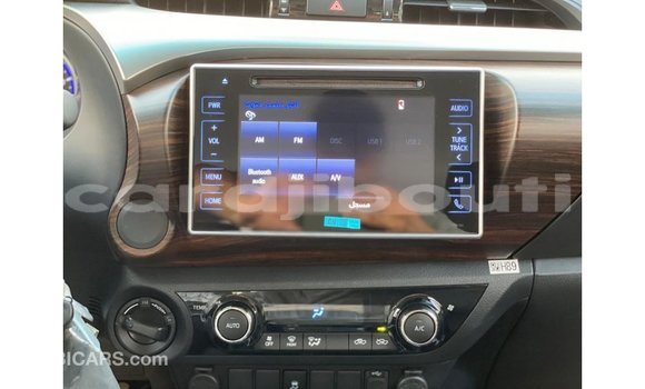 Buy Import Toyota Hilux White Car in Import - Dubai in Ali Sabieh Region Buy Import Toyota Hilux White Car in Import - Dubai in Ali Sabieh Region