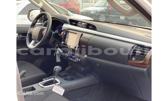 Buy Import Toyota Hilux White Car in Import - Dubai in Ali Sabieh Region Buy Import Toyota Hilux White Car in Import - Dubai in Ali Sabieh Region