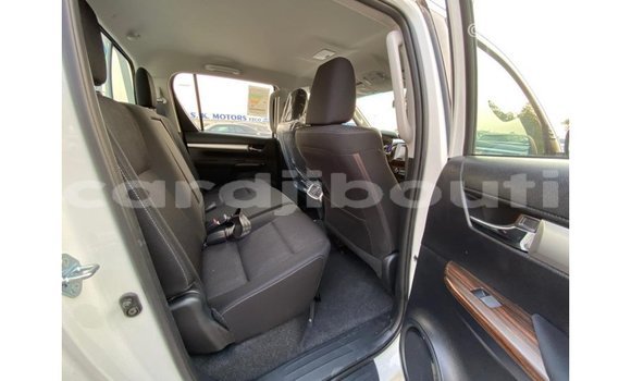 Buy Import Toyota Hilux White Car in Import - Dubai in Ali Sabieh Region Buy Import Toyota Hilux White Car in Import - Dubai in Ali Sabieh Region
